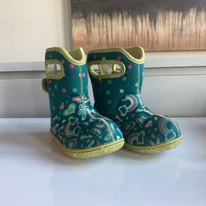 Bogs toddler winter boots 6